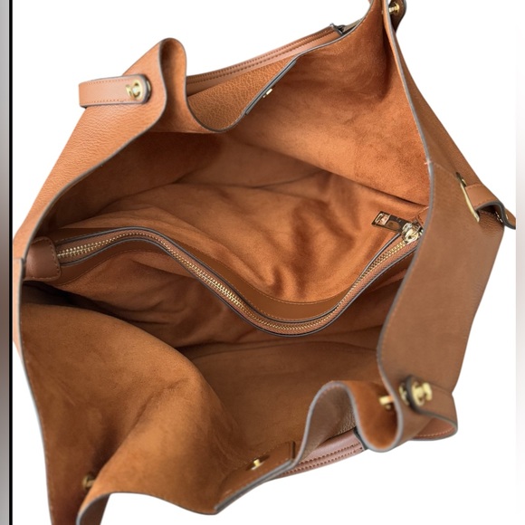 Beautiful BROWN PURSE - Picture 3 of 6